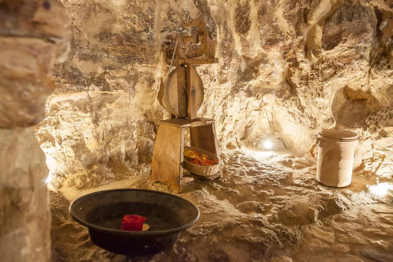 Case-Grotte Degli Avi, Esperienza Abitativa In Grotta Modica Exterior foto
